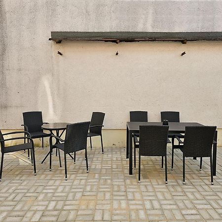Schoene Grosse Ferienwohnung 79M2 Und 2 Baeder, Zentrumnah, 2Og Erfurt Exteriör bild