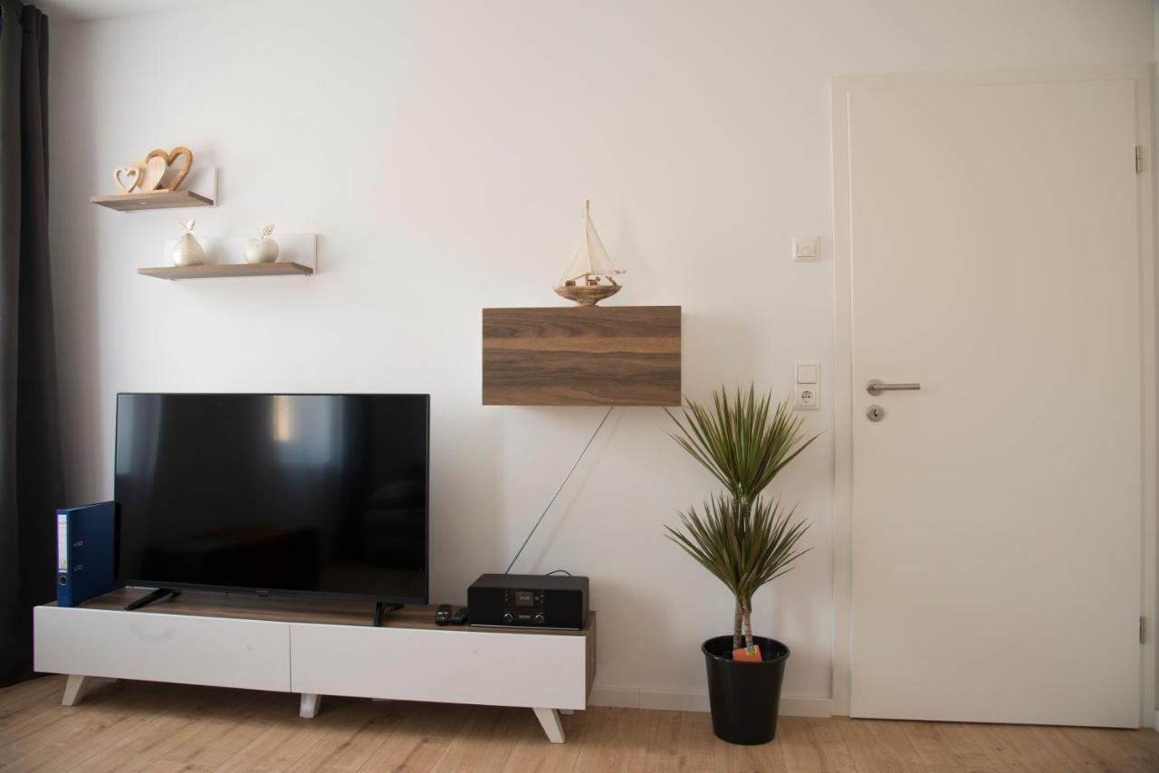 Schoene Grosse Ferienwohnung 79M2 Und 2 Baeder, Zentrumnah, 2Og Erfurt Exteriör bild